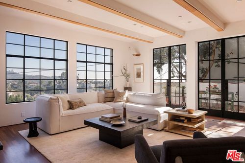 2890 Durand Dr, Los Angeles, CA, 90068-1920 | Card Image