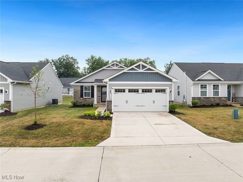128 Eagle Cir, Amherst, OH, 44001-3807 | Card Image