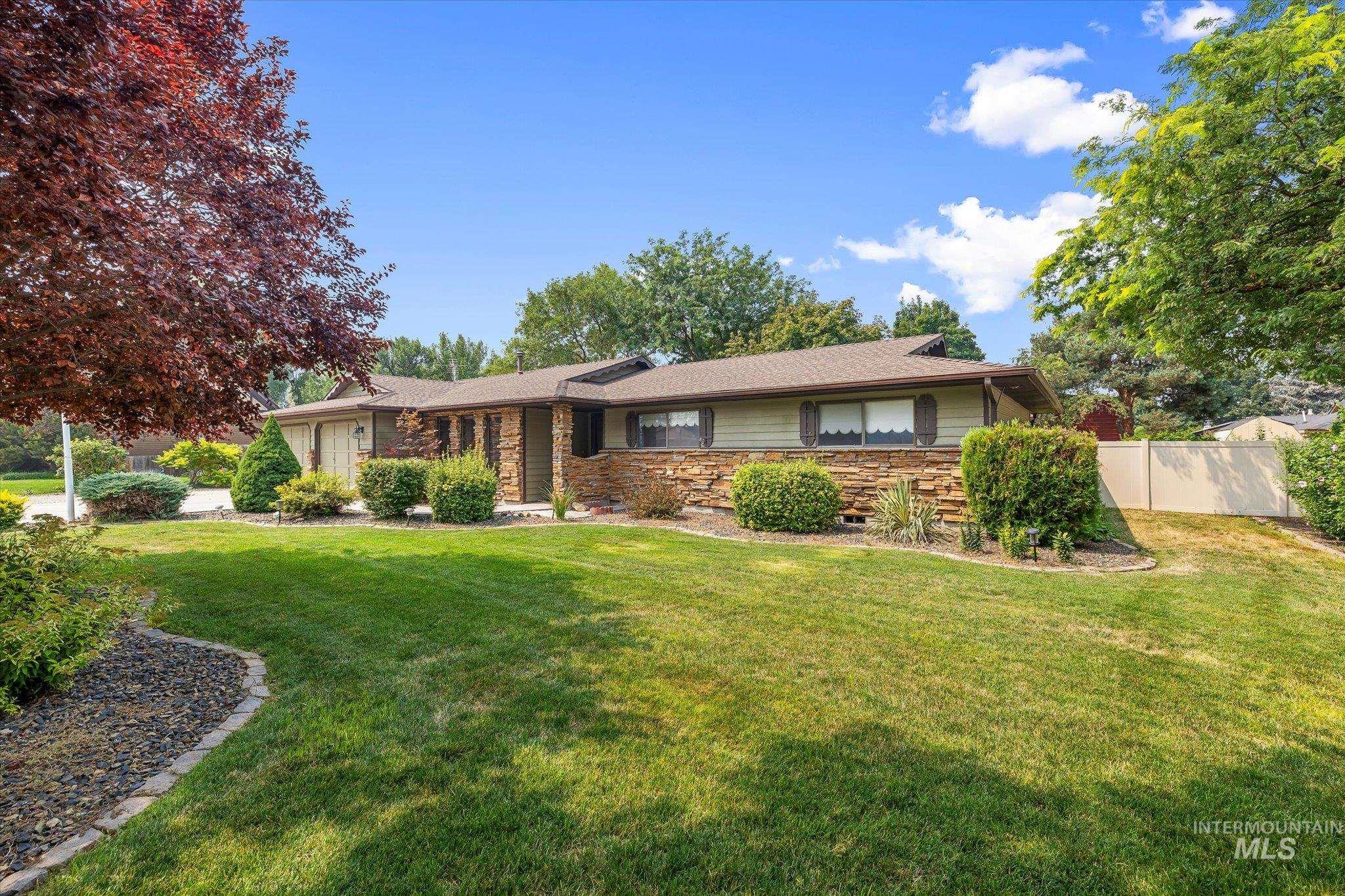 Camas St, Boise, ID 83709