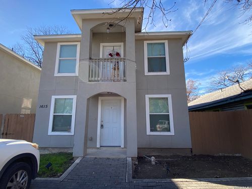 1615 N Navidad St, San Antonio, TX, 78201-6129 | Card Image