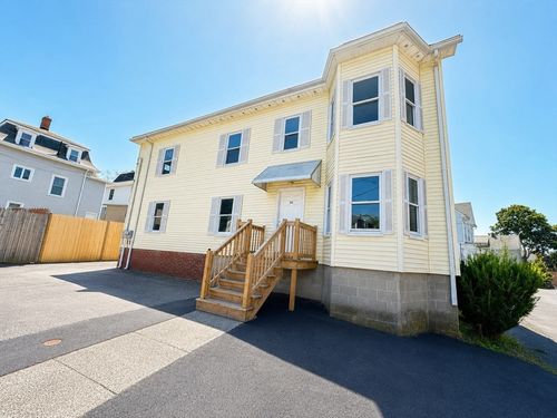 10 Valley Ave, Lynn, MA, 01902-3823 | Card Image