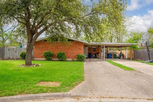 a-2101 Wordsworth Dr, Austin, TX, 78704-6723 | Card Image