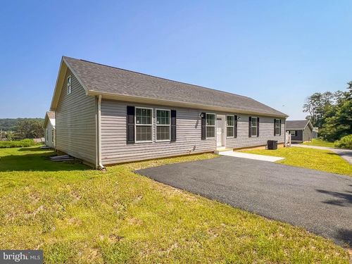 132 Minch Rd, Parkesburg, PA, 19365-1456 | Card Image