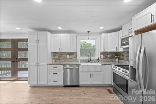 7-2310 24th Ave Ne, Hickory, NC, 28601-7931 | Card Image