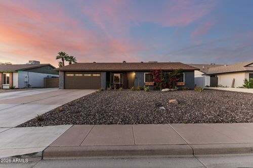 2200 N Los Altos Dr, Chandler, AZ, 85224-2137 | Card Image