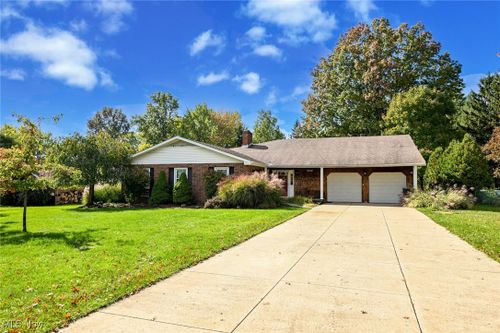 3840 Russett Drive, Broadview Heights, OH, 44147 | Card Image