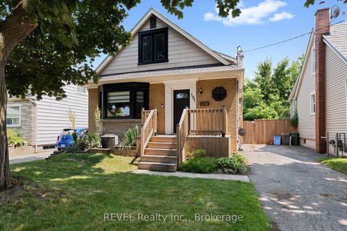 191 Auburn Ave, Hamilton, ON, L8K3B4 | Card Image