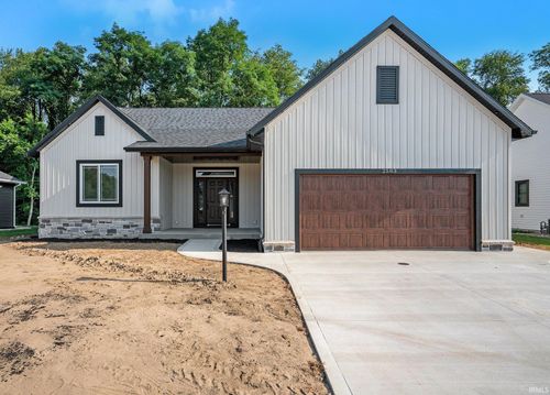 2583 Timberstone Dr, Elkhart, IN, 46514 | Card Image