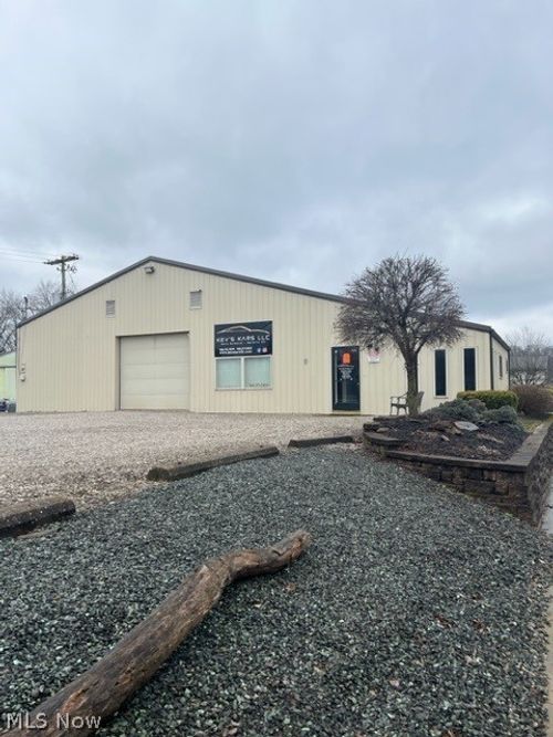 26420 State Route 7, Marietta, OH, 45750-5111 | Card Image