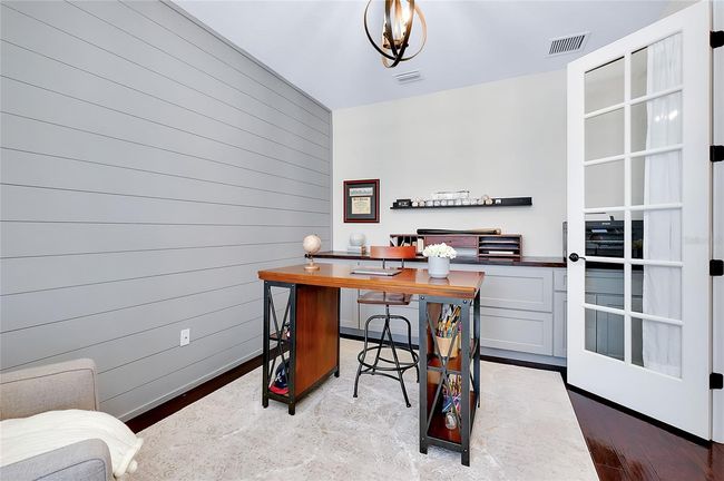 11560 Tapestry Ln, House other with 3 bedrooms, 3 bathrooms and null parking in Venice FL | Image 9