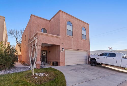 7104 Quail Holw Ne, Albuquerque, NM, 87109-6034 | Card Image