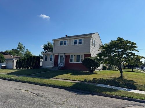 3404 Wallace St, Erie, PA, 16504-1657 | Card Image