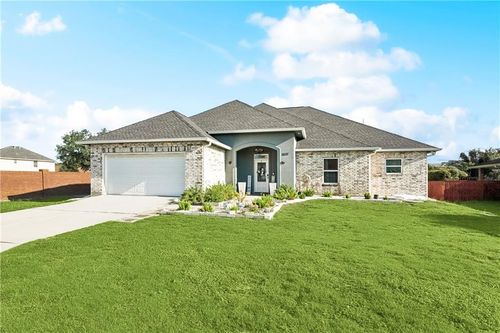 1837 Lake Superior Dr, Harvey, LA, 70058-5140 | Card Image