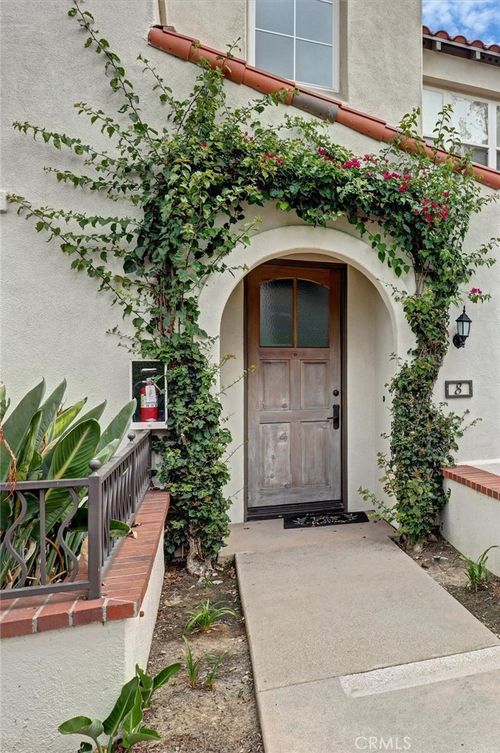 8 Celano Ct, Newport Coast, CA, 92657-1536 | Card Image