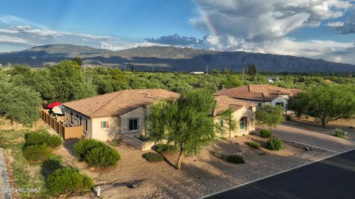 2542 N Woods End Place, Tucson, AZ, 85749 | Card Image