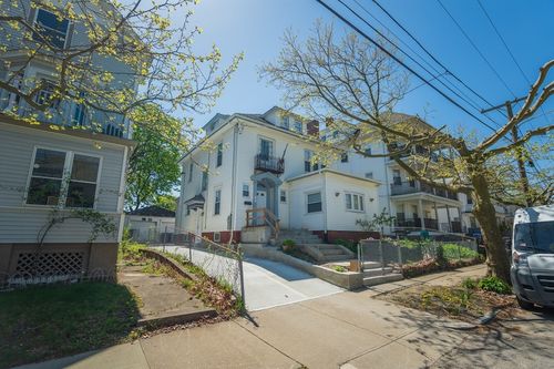 66 Miller Ave, Providence, RI, 02905-1415 | Card Image