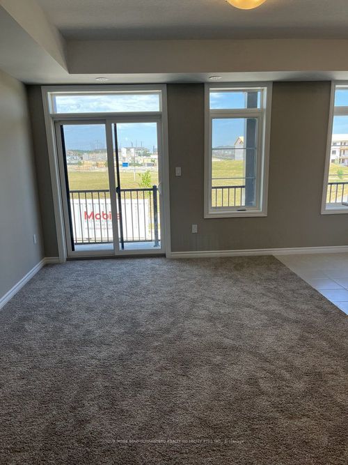 82-164 Wheat Lane, Kitchener, ON, N2R0R4 | Card Image