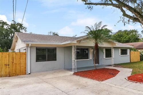8911 Navajo Ave, TAMPA, FL, 33637-3354 | Card Image