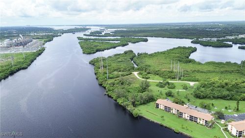 307-16000 Bay Pointe Blvd, NORTH FORT MYERS, FL, 33917-3870 | Card Image