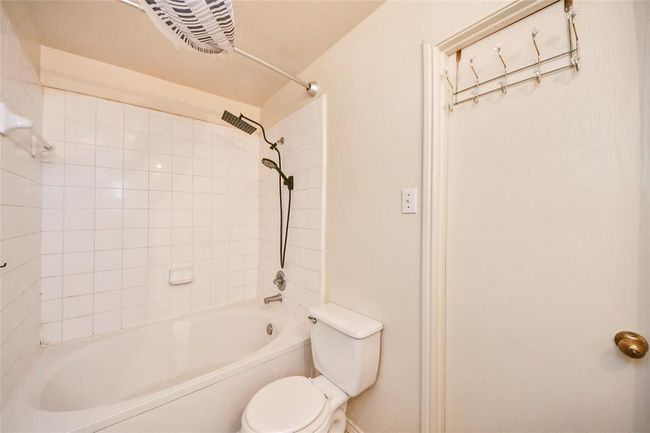 22815 Sherioaks Ln, House other with 3 bedrooms, 3 bathrooms and 1 parking in Spring TX | Image 33