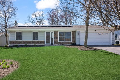 485 Andrew Ln, Lake Zurich, IL, 60047-2531 | Card Image