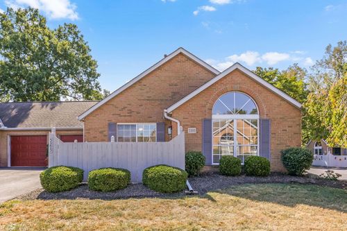 5395-5395 Pond View Dr, Westerville, OH, 43081-4829 | Card Image