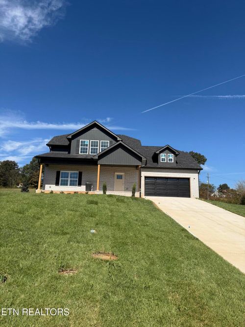 105 Van Gilder Way, Seymour, TN, 37865-5266 | Card Image