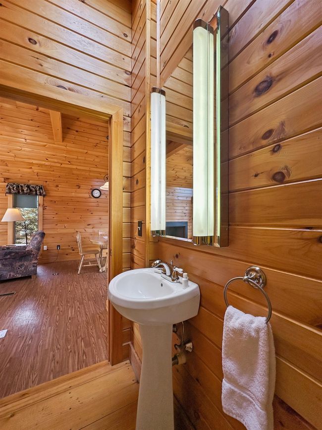 521 Beach Rd, House other with 2 bedrooms, 2 bathrooms and null parking in Pittsburg NH | Image 16