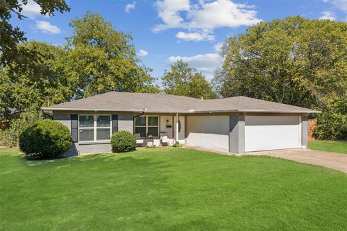 1901 Kris St, Irving, TX, 75060-5122 | Card Image