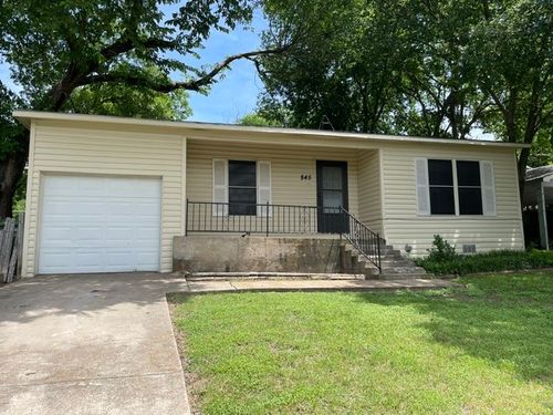 845 Rumfield Rd, White Settlement, TX, 76108-3043 | Card Image