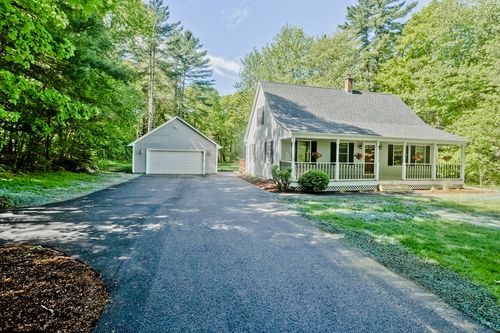 19 Ayers Rd, Monson, MA, 01057-9694 | Card Image