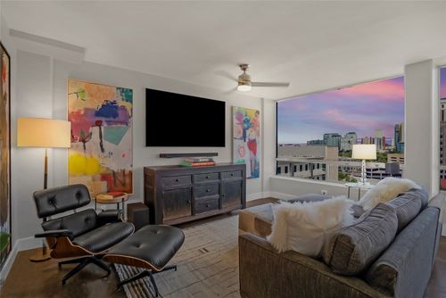 apt-1004-1212 Guadalupe St, Austin, TX, 78701-1810 | Card Image