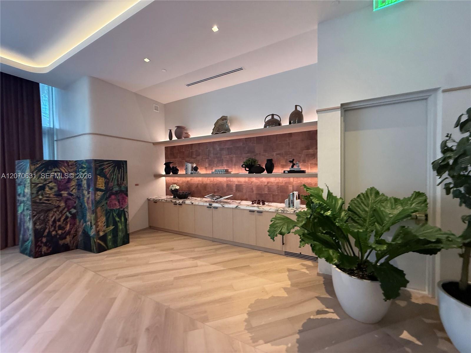 Residential Lease in Miami 3