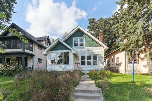 1253 Ashland Ave, Saint Paul, MN, 55104-6795 | Card Image