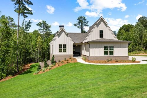 105 Forest Berry Court, Newnan, GA, 30265 | Card Image