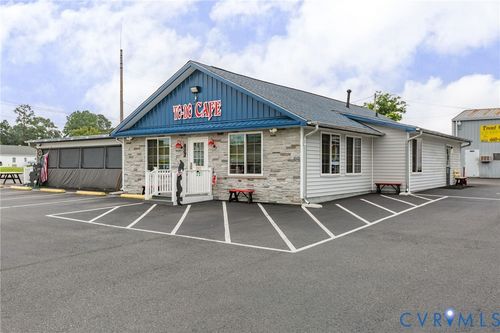 1006-1008 S Church Ln, Tappahannock, VA, 22560 | Card Image