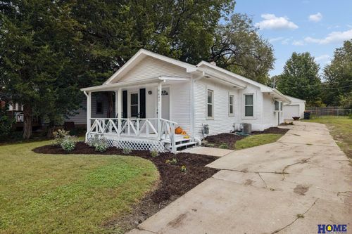 6042 Leighton Ave, Lincoln, NE, 68507-2454 | Card Image