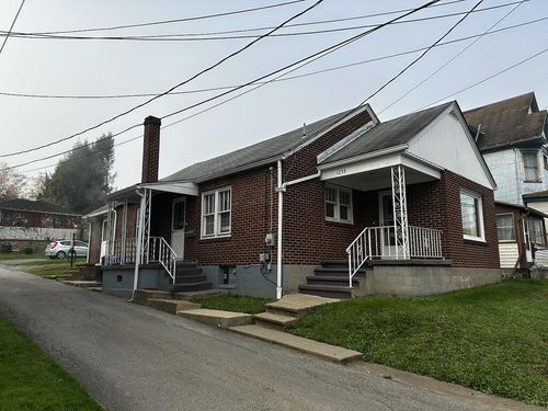 1233 Otter Street, Franklin, PA, 16323 | Card Image