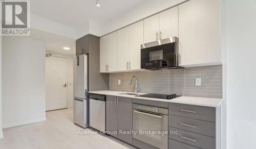 318-415 Main St W, Hamilton, ON, L8P1K5 | Card Image