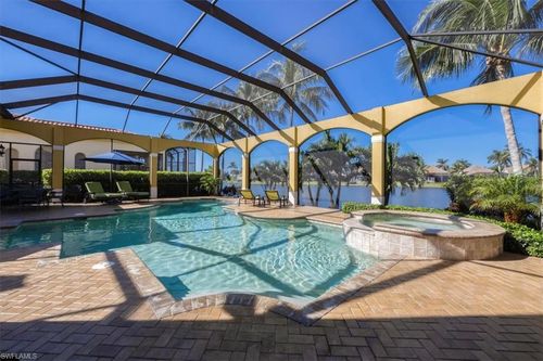 8535 Bellagio Dr, NAPLES, FL, 34114-6434 | Card Image