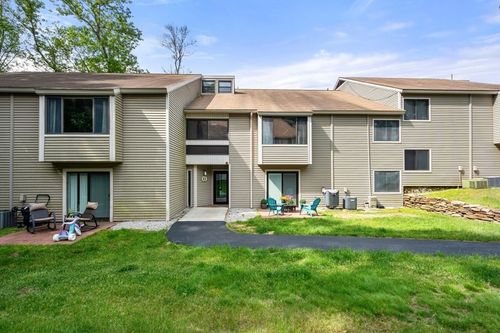 unit-14-11 Thayer Pond Dr, North Oxford, MA, 01537-1130 | Card Image
