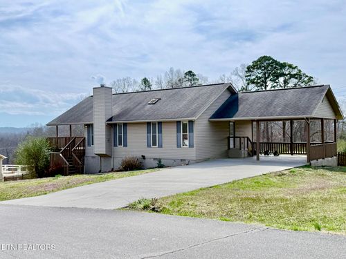 444 Connatser Ln, Sevierville, TN, 37876-6256 | Card Image