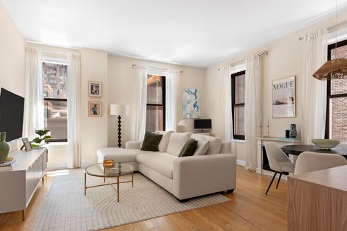 9a-56 Pine St, New York, NY, 10005-1515 | Card Image