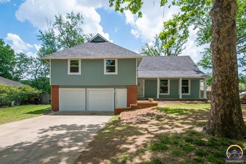 3505 W 10th Ter, Lawrence, KS, 66049-3234 | Card Image
