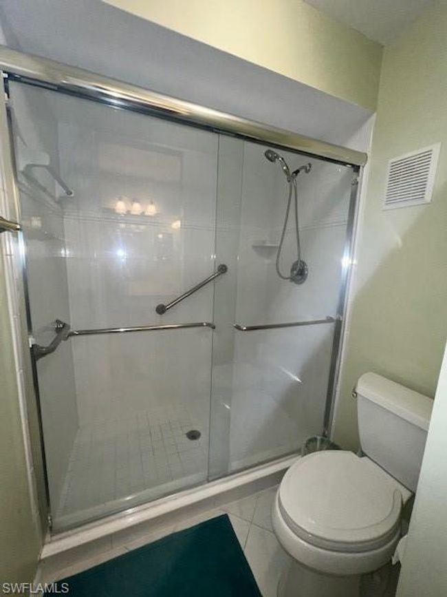 APT-1523 - 12191 Kelly Sands Way, Condo with 2 bedrooms, 2 bathrooms and 1 parking in FORT MYERS FL | Image 10