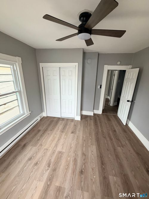 89 Birch St, Manchester, CT, 06040-5460 | Card Image