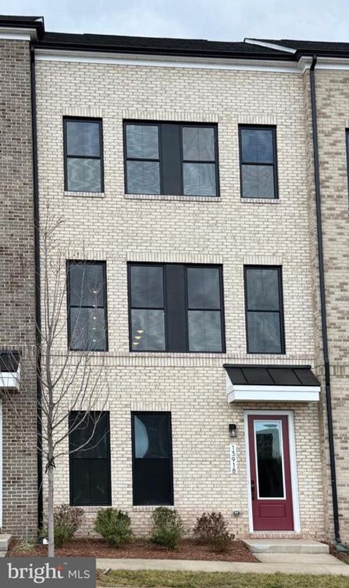 13918 Aviation Pl, HERNDON, VA, 20171-5464 | Card Image