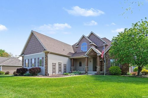 56 N Superior Ave, Warsaw, IN, 46582-8202 | Card Image