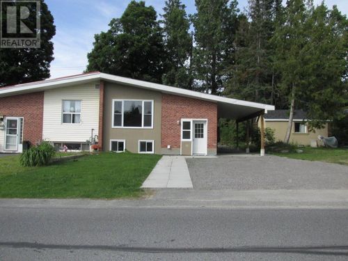 36A Valley Cres, Elliot Lake, ON, P5A2G7 | Card Image