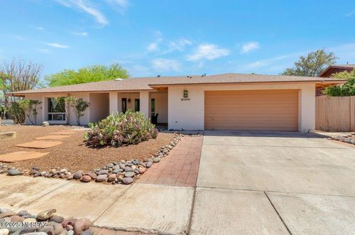 7640 E Dos Mujeres Road, Tucson, AZ, 85715 | Card Image